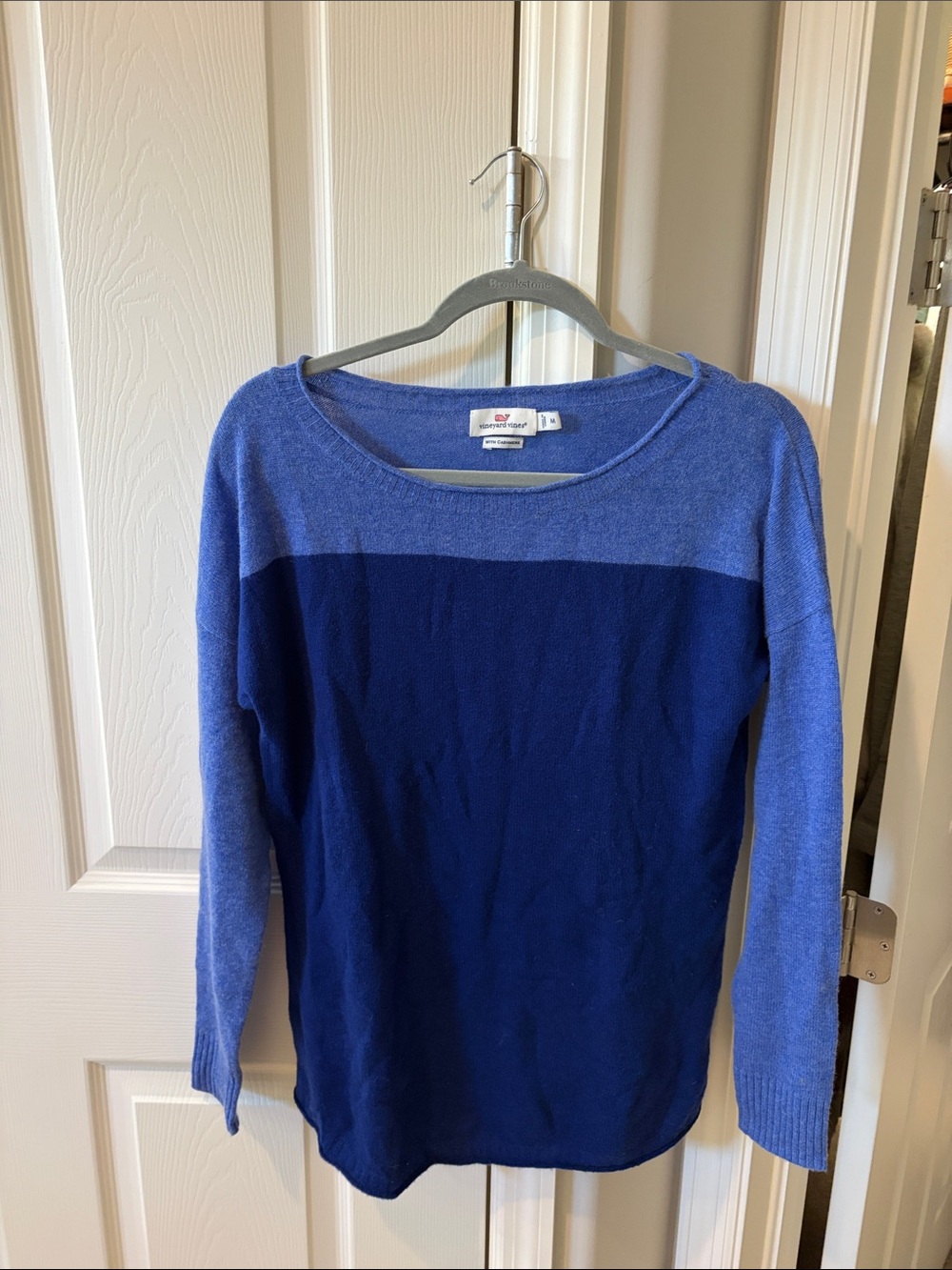 Vineyard Vines Two-Tone Blue Scoop Neck Sweater cashmere blend